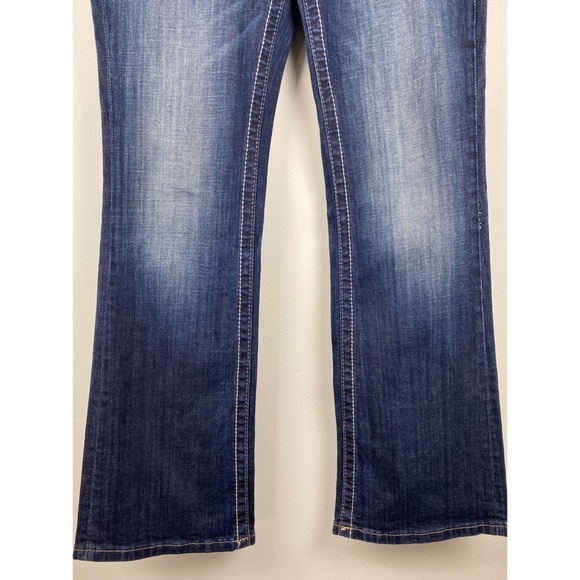 Miss Me size 28 x 32 Women’s Blue Denim Bling Embellished Relaxed Bootcut Jeans - Picture 5 of 8